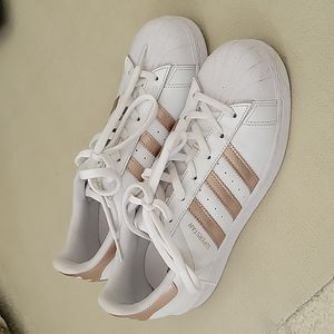 Adidas Superstar Sneakers Rose Gold Size 7